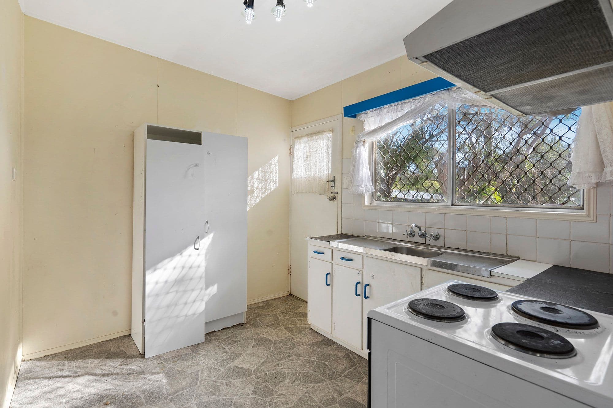 14 Blackton Street, Logan Central QLD 4114, Logan Central - Thumbnail 6
