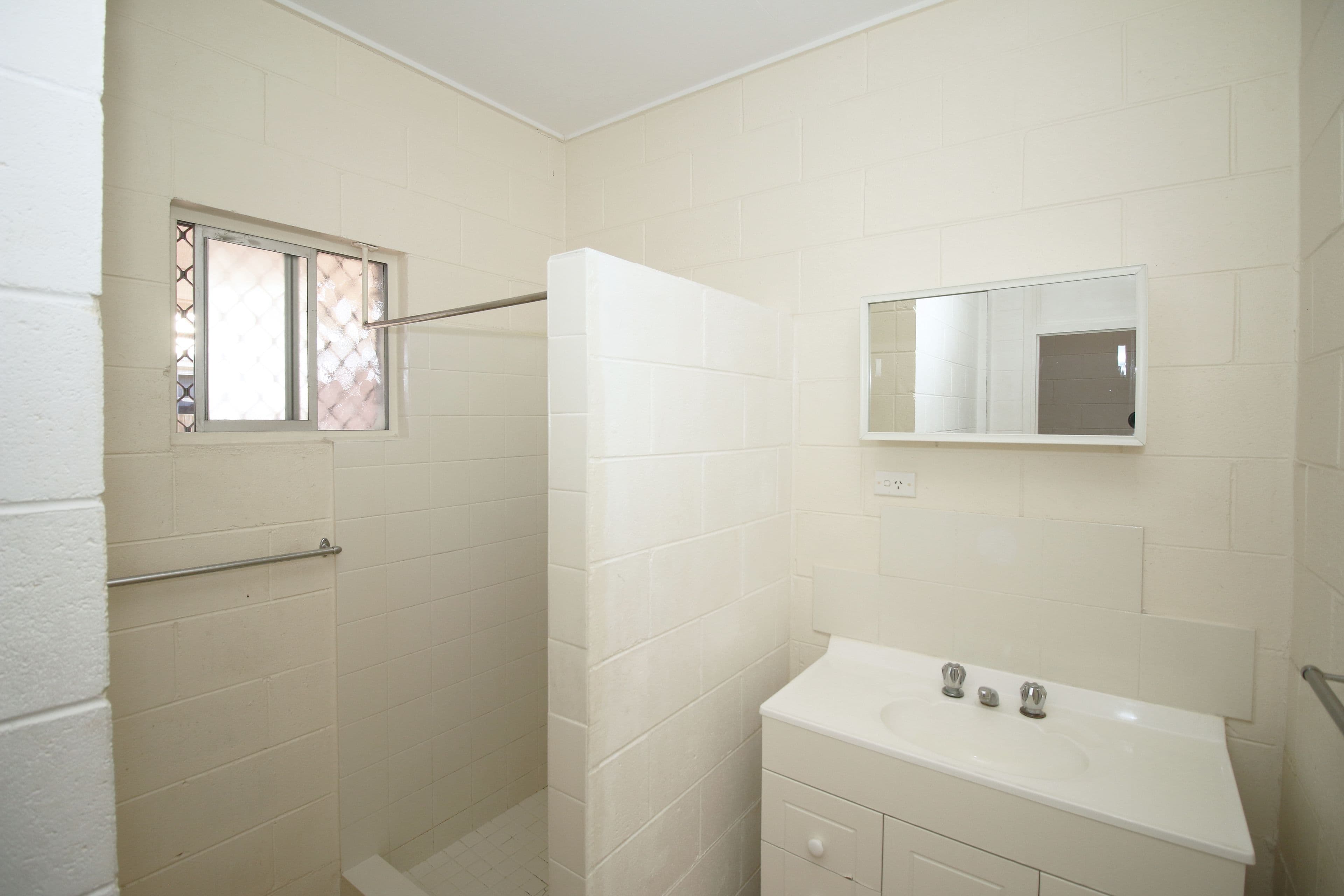 6 Palmerston Street, Pimlico QLD 4812, Pimlico - Thumbnail 6