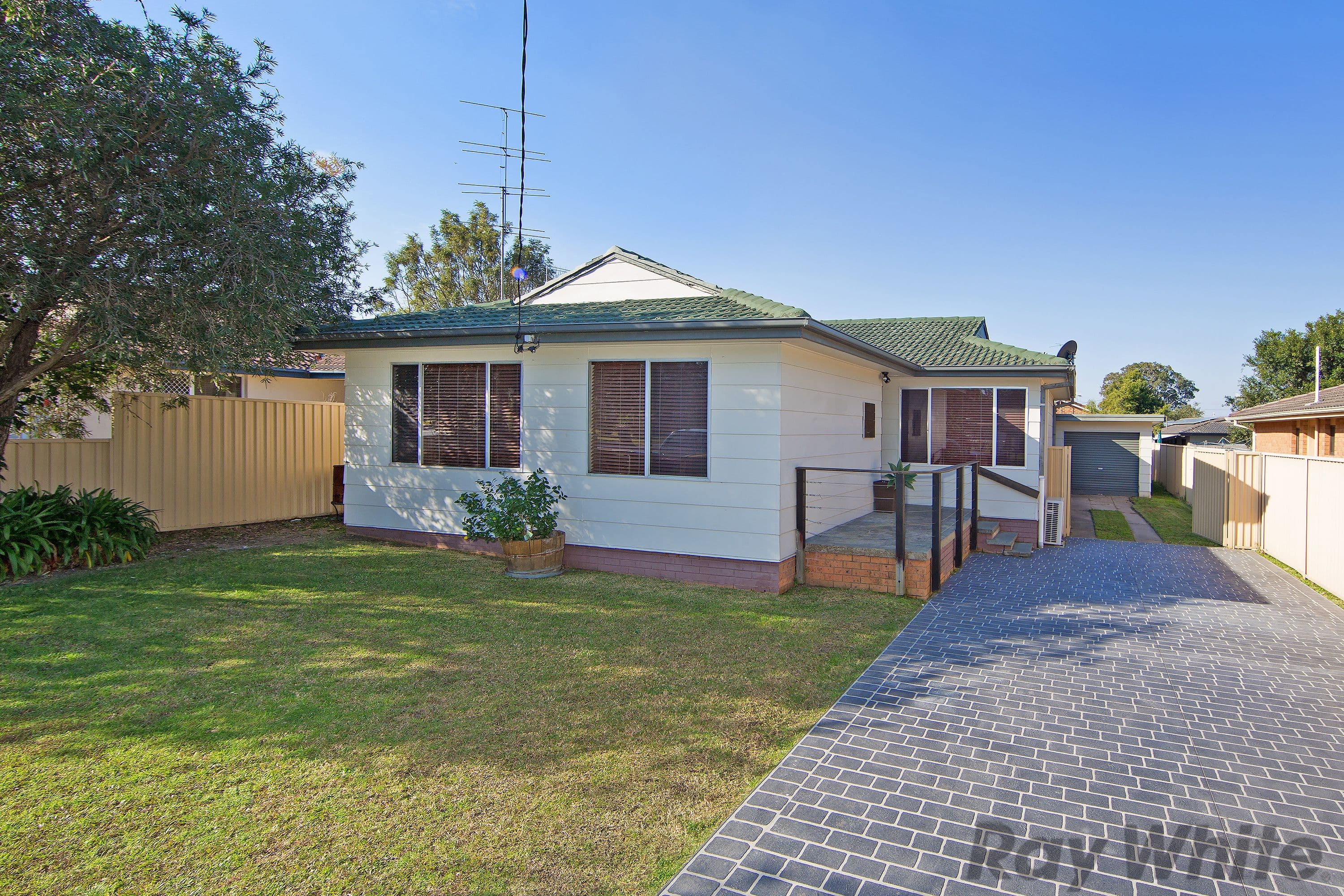 51 Howelston Road, Gorokan - Image 1