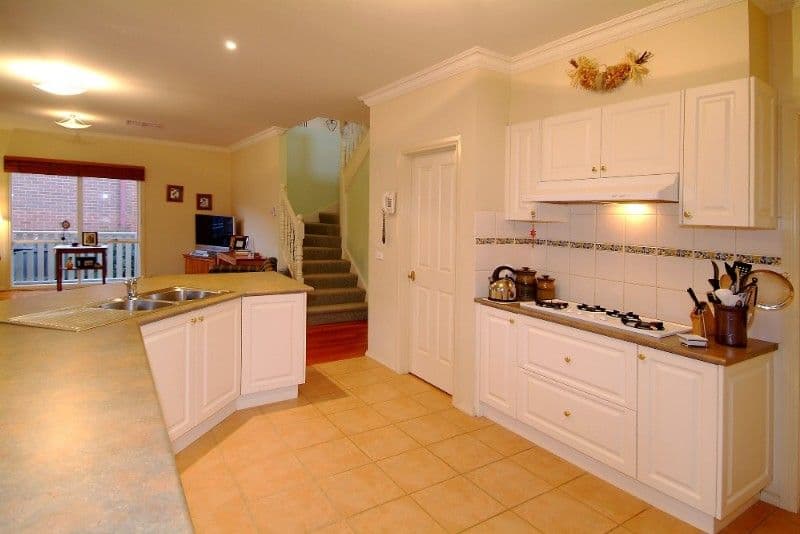 38 Snake Gully Drive, BUNDOORA VIC 3083, Bundoora - Thumbnail 3