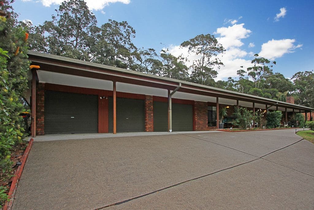 17 Cook Avenue, Surf Beach - Image 1