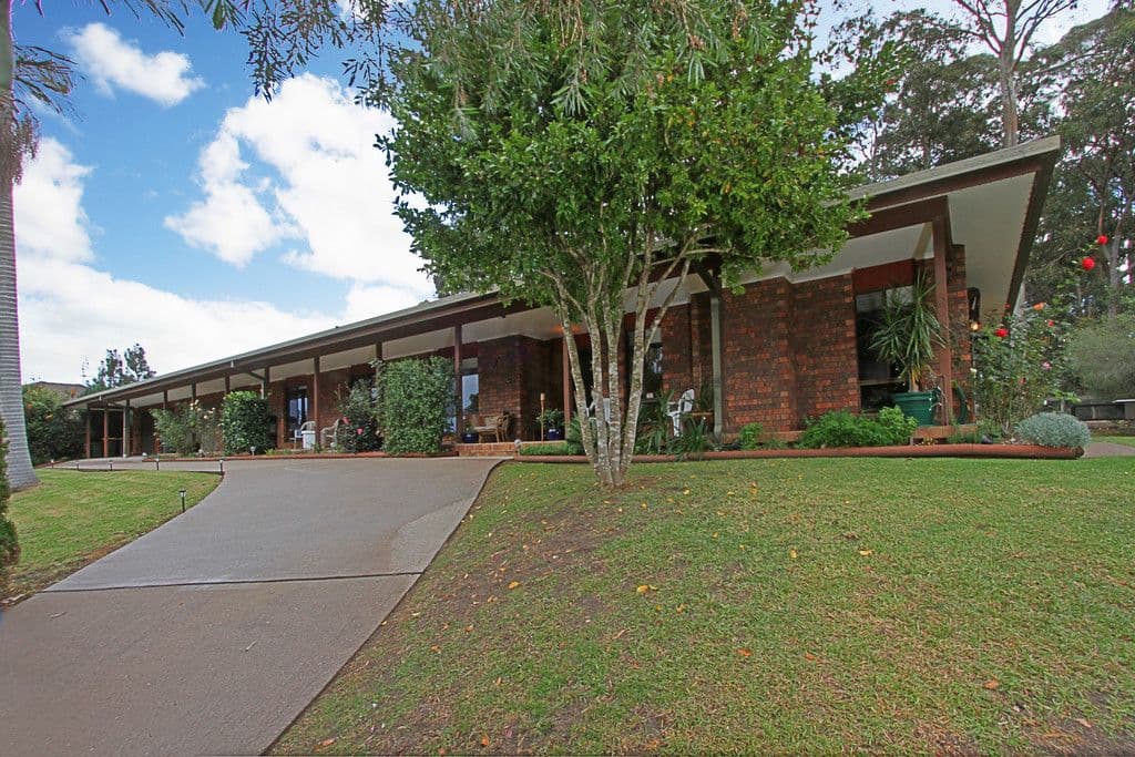 17 Cook Avenue, Surf Beach - Thumbnail 2