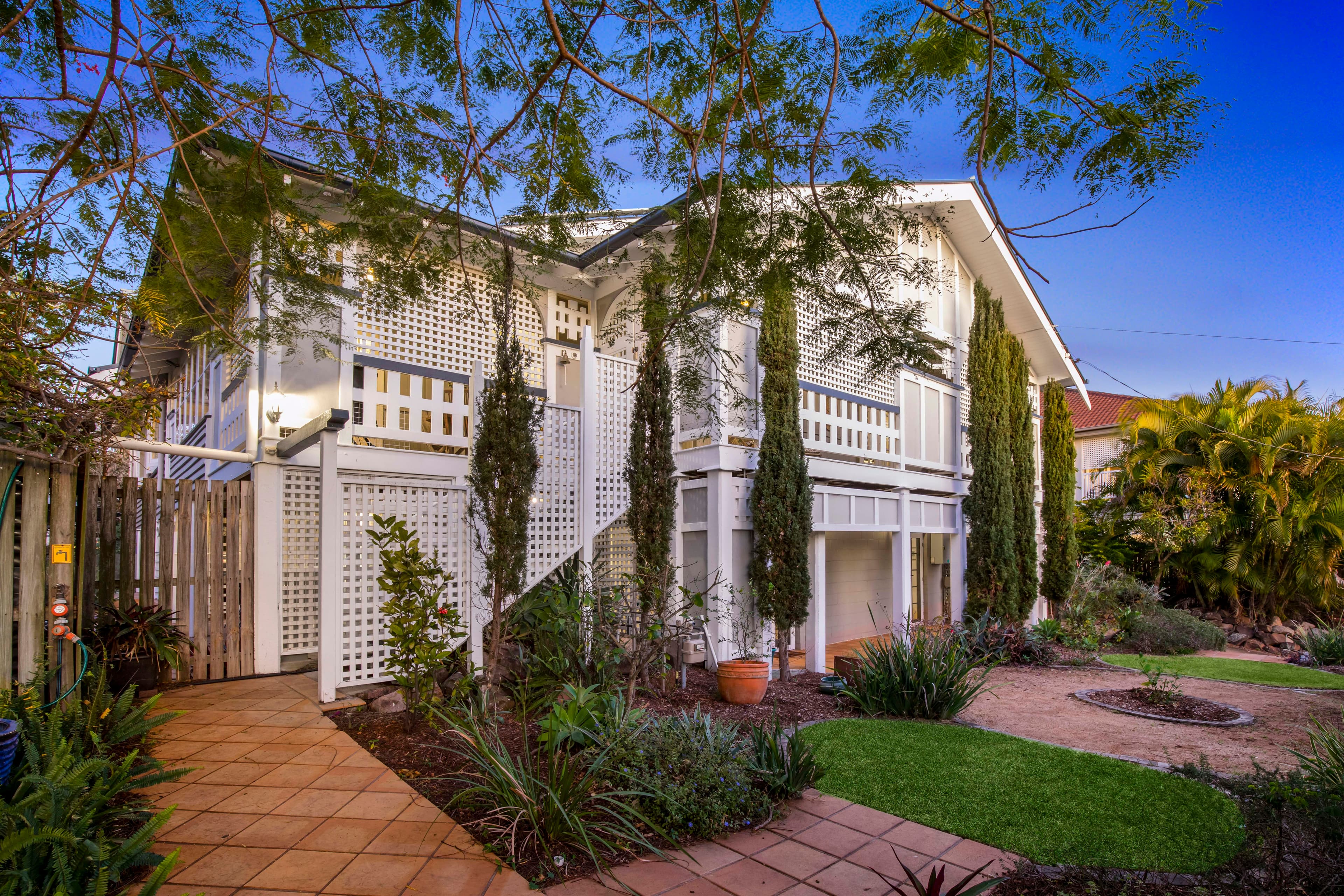 17 Miles Street, Clayfield QLD 4011, Clayfield - Thumbnail 2