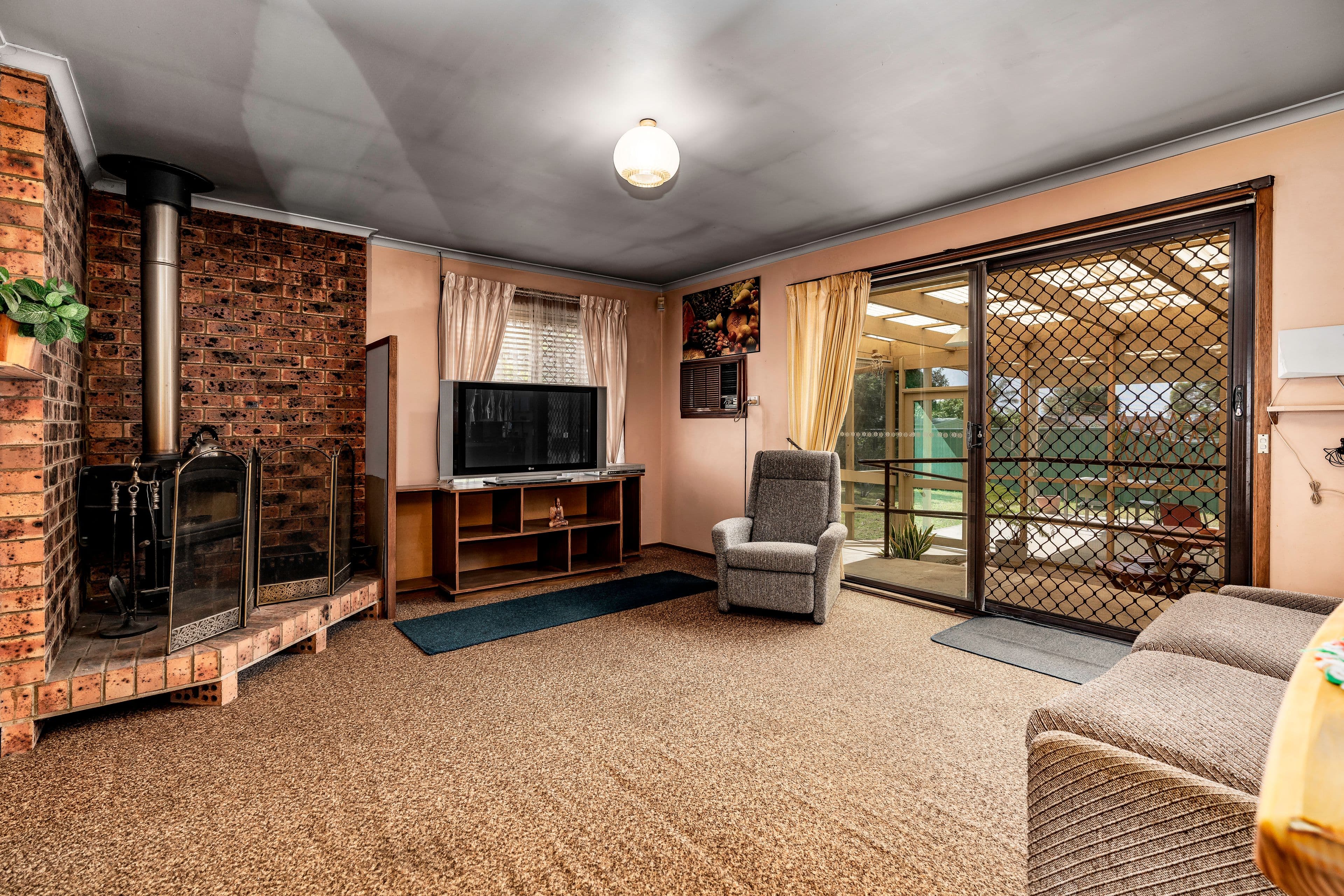 37 Cavalier Parade, Bomaderry - Thumbnail 3