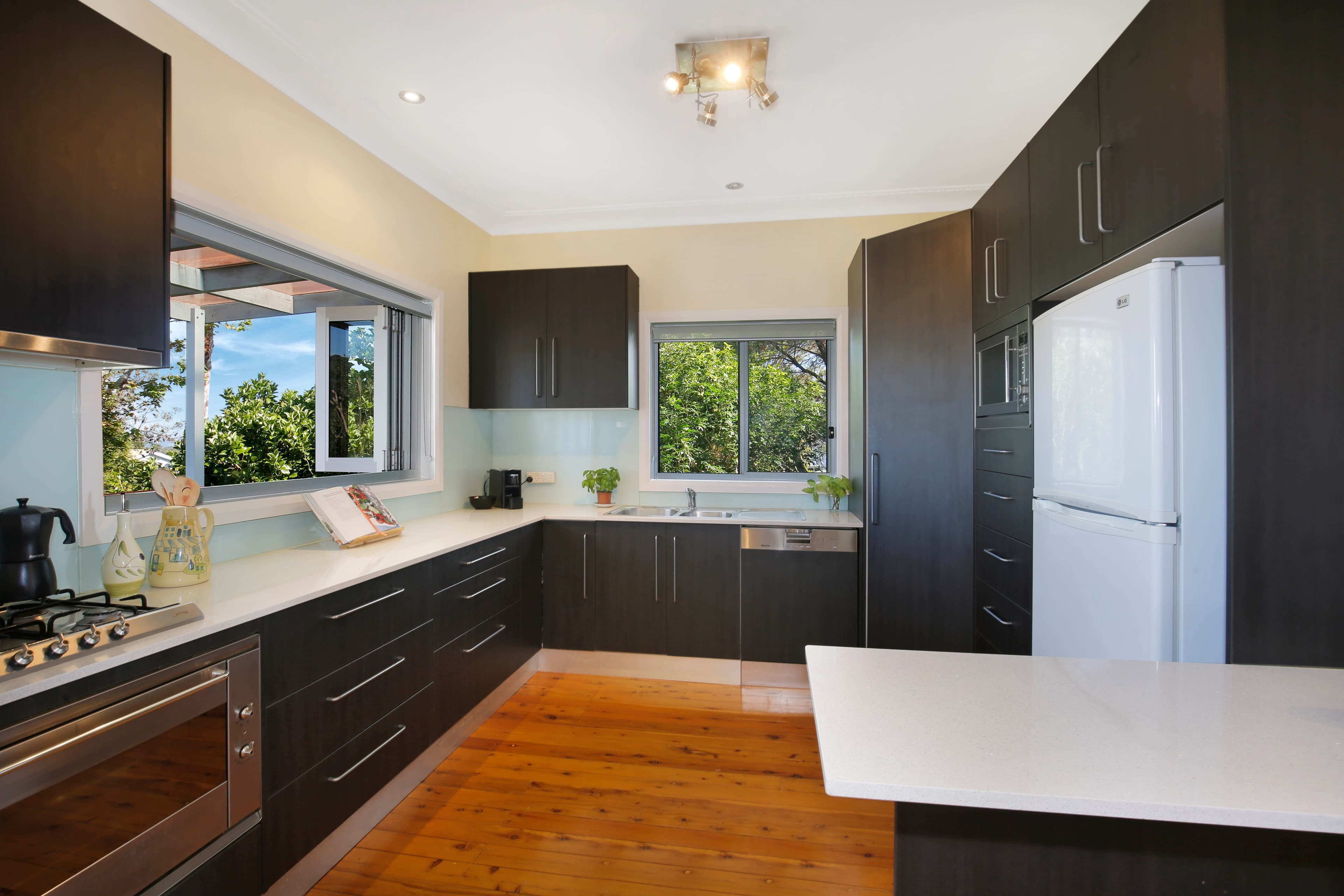 2 Balmer Crescent, Woonona - Image 1