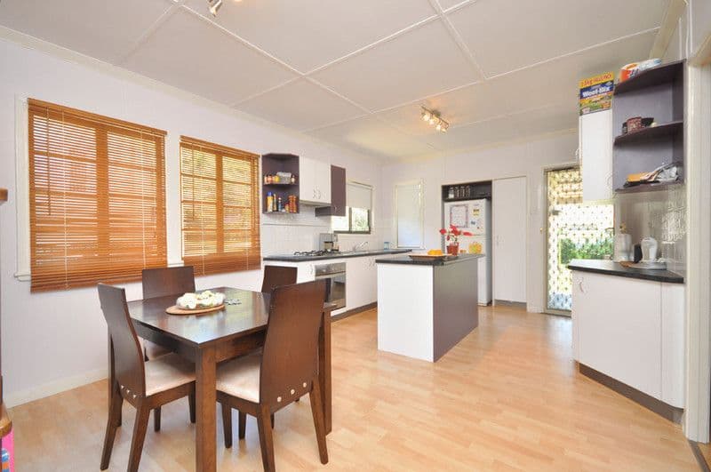23 Foxglove Street, MOUNT GRAVATT EAST QLD 4122, Mount Gravatt East - Thumbnail 3