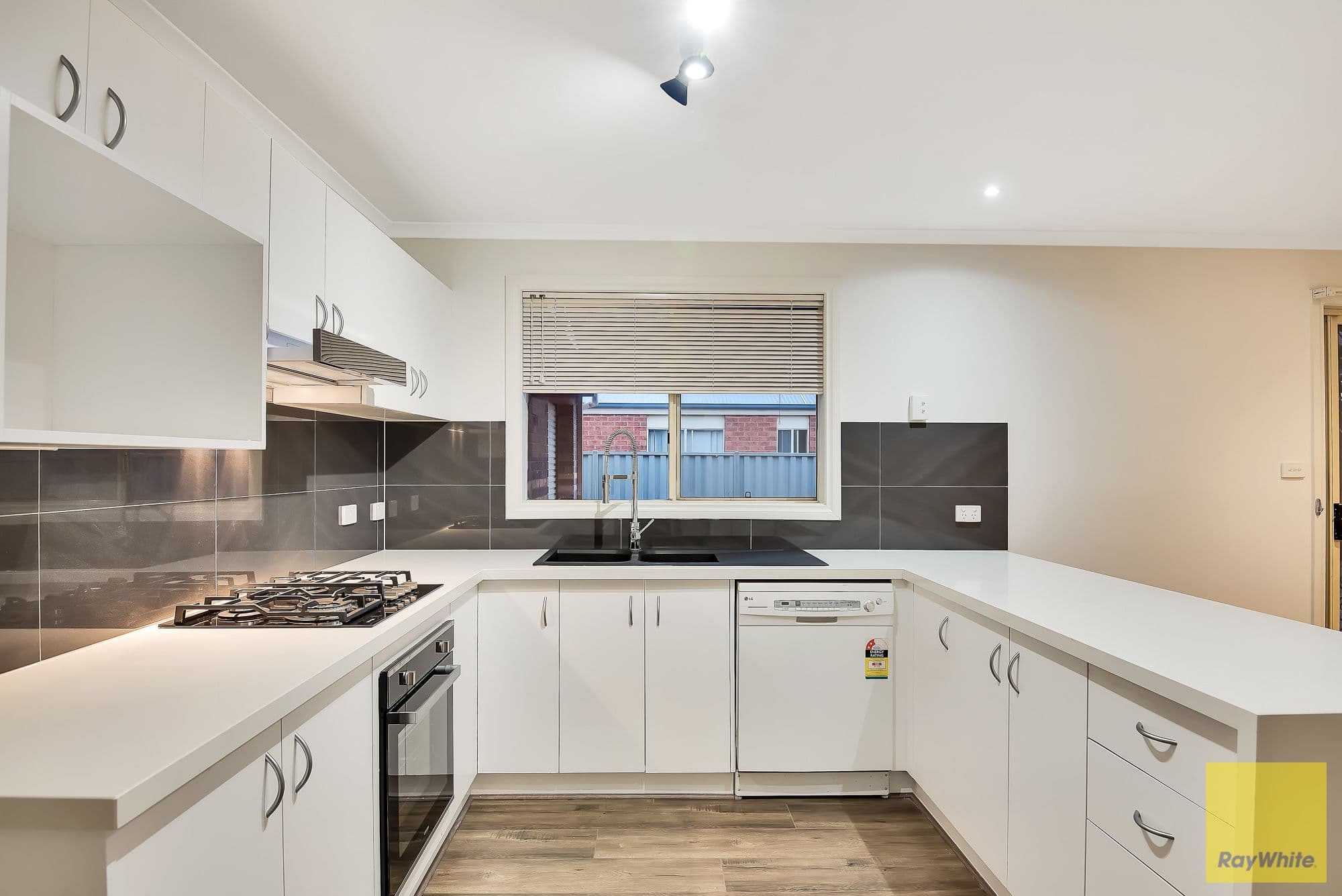 23 Prospect Drive, Tarneit VIC 3029, Tarneit - Thumbnail 4