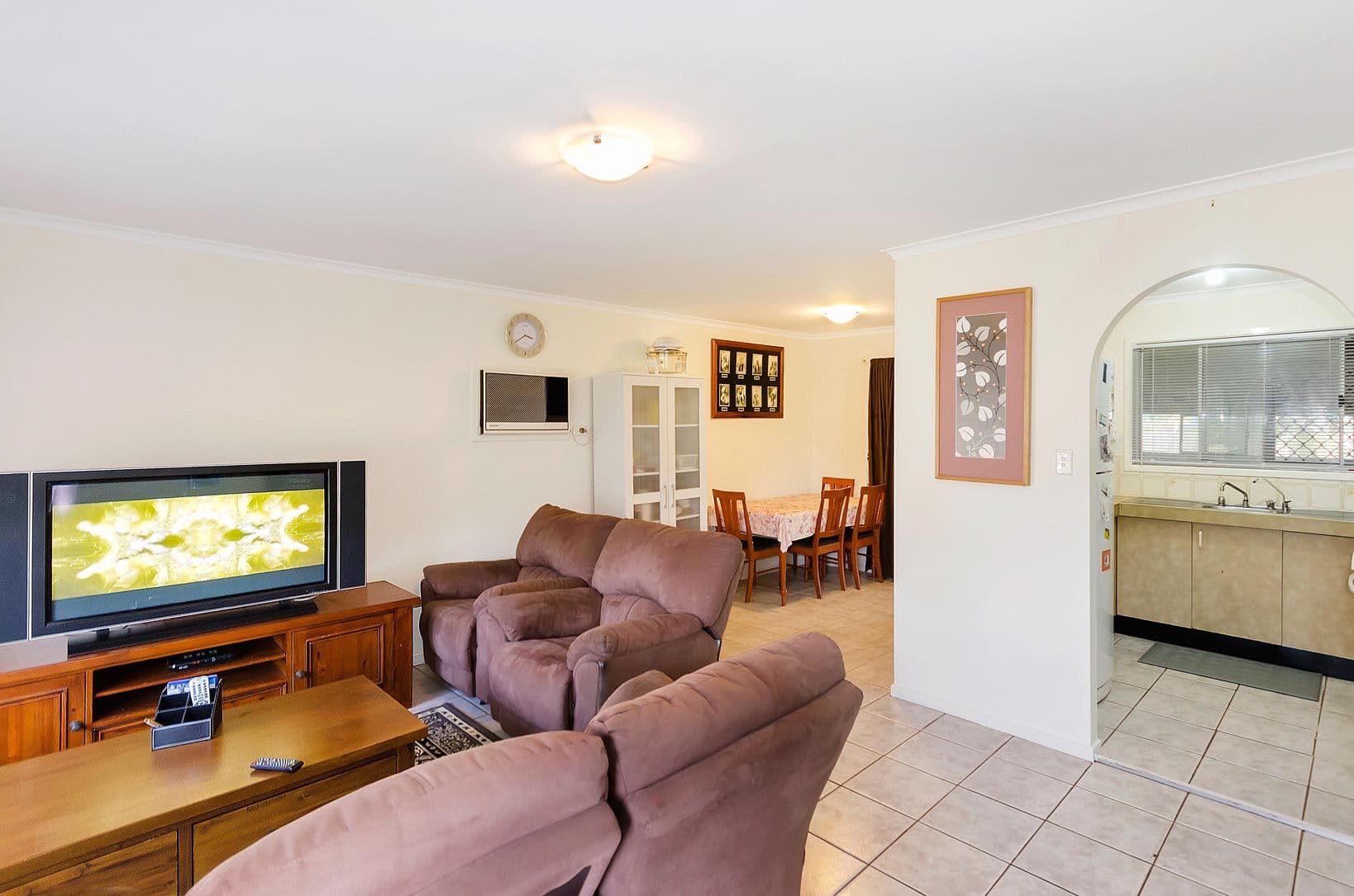 9 Tanya Court, Eagleby QLD 4207, Eagleby - Thumbnail 4