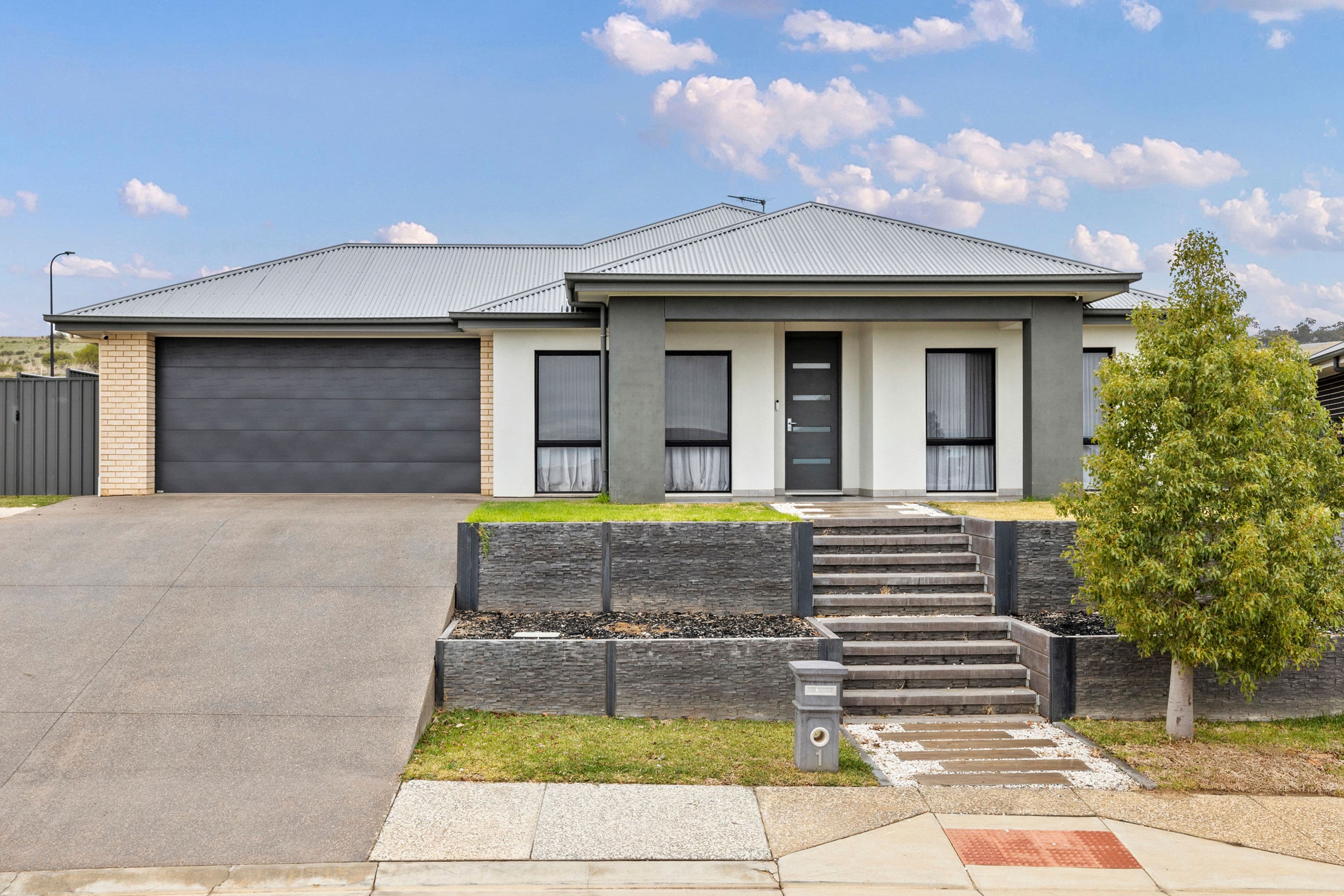 1 Highview Drive, Hillbank SA 5112, Hillbank - Image 1