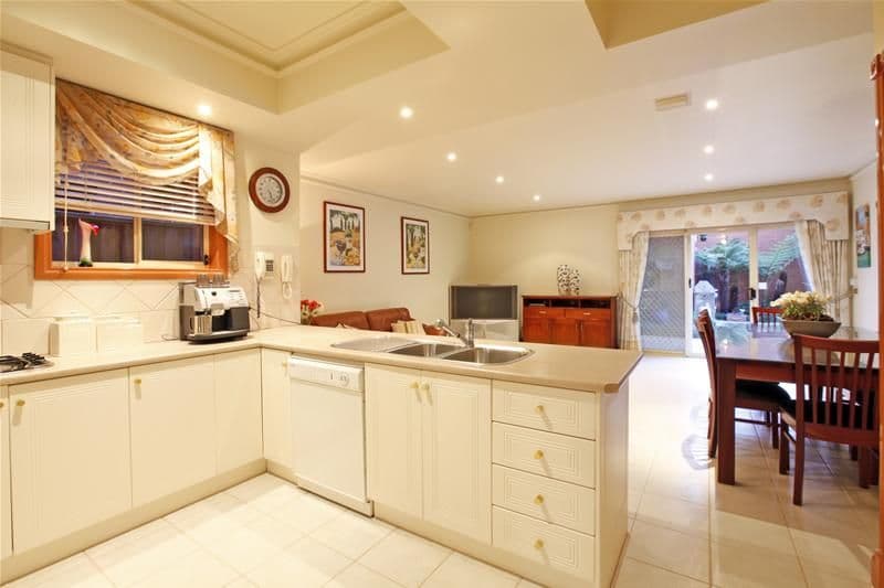 40 McLeans Road, BUNDOORA VIC 3083, Bundoora - Thumbnail 2