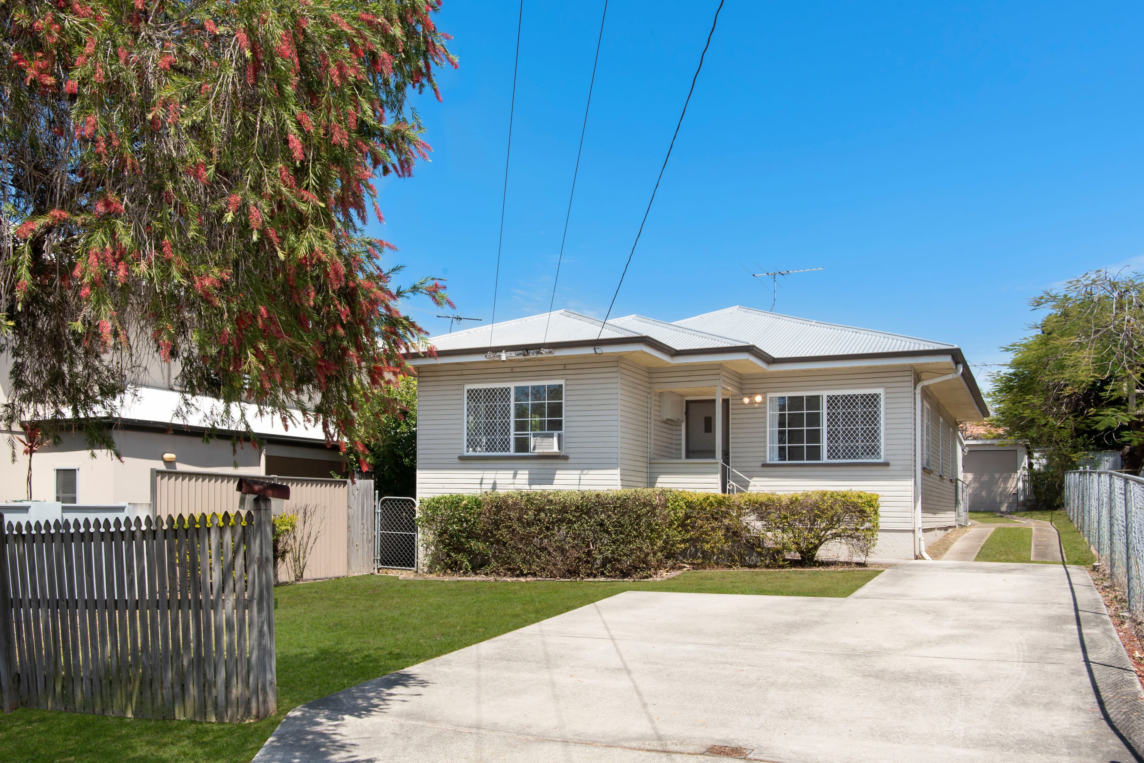 835 Old Cleveland Road, Carina QLD 4152, Carina - Image 1
