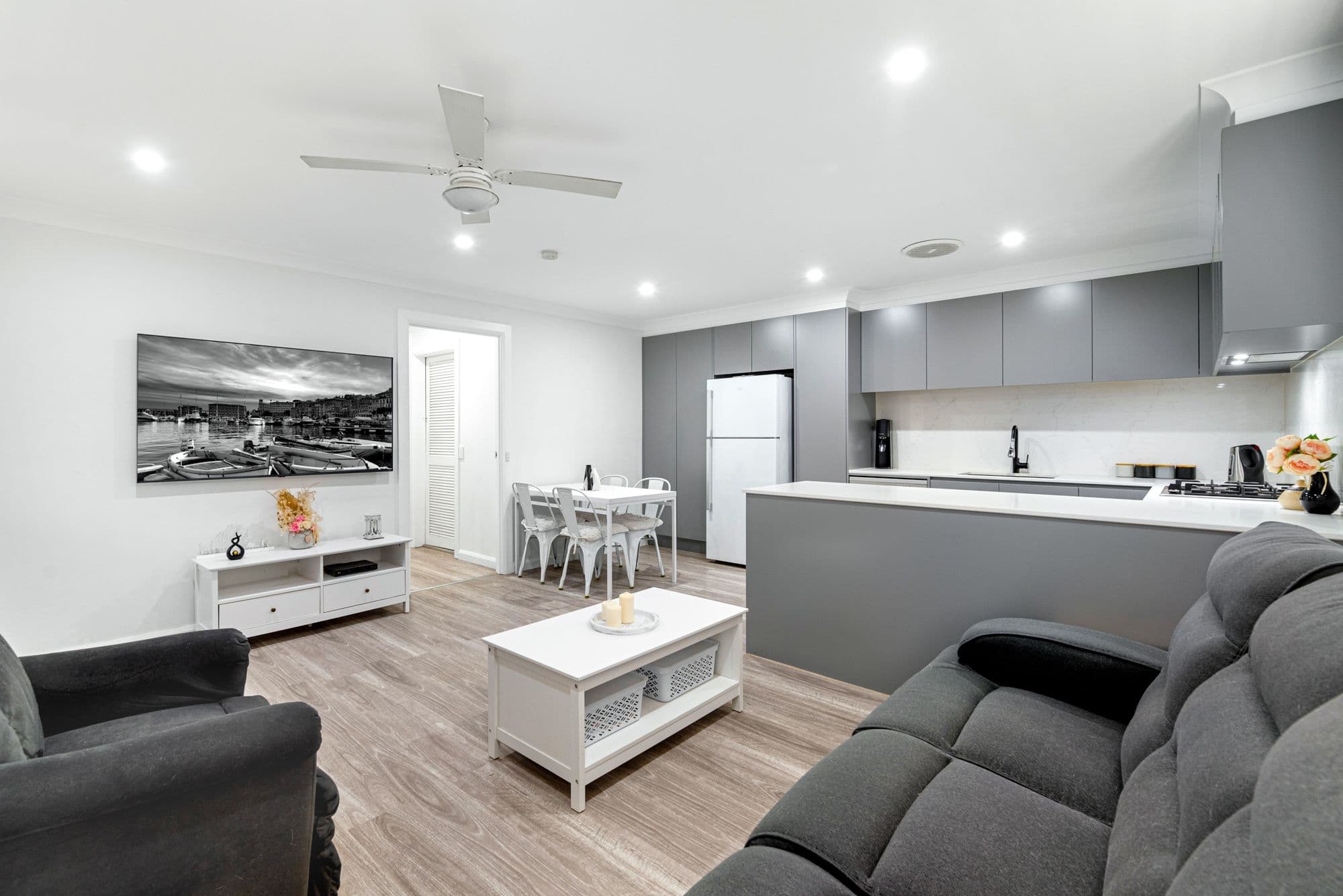 18A Sebastian Avenue, Rosemeadow NSW 2560, Rosemeadow - Thumbnail 6