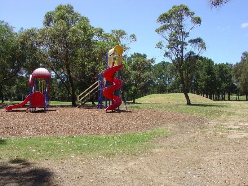 4 Undercliffe Road, EARLWOOD NSW 2206, Earlwood - Thumbnail 2
