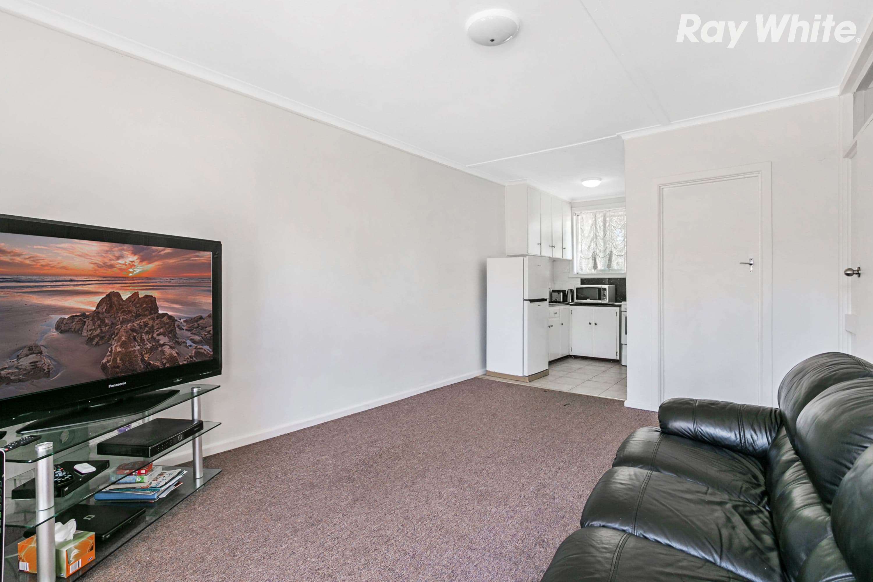 7 Dunblane Road, Noble Park VIC 3174, Noble Park - Thumbnail 2