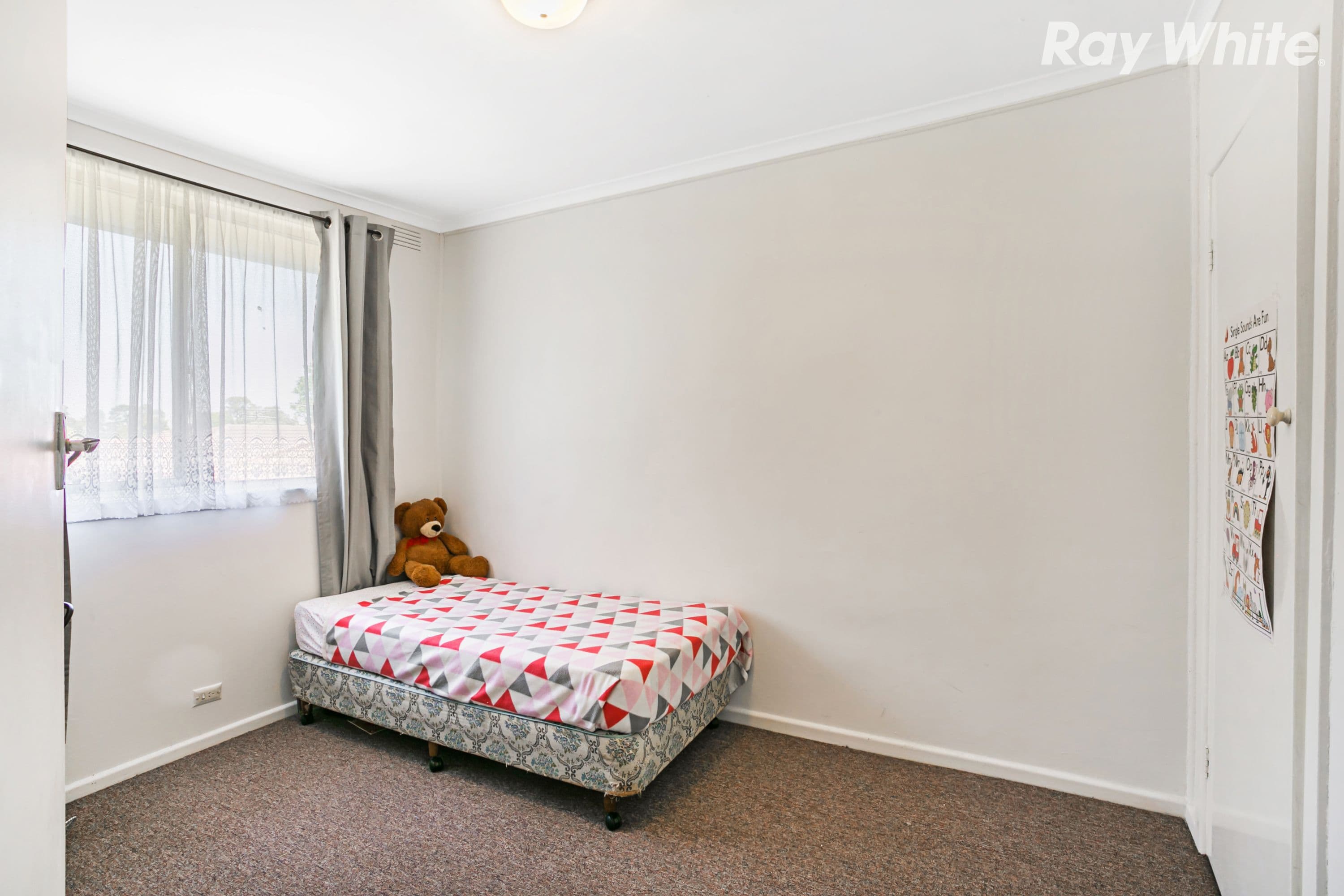 7 Dunblane Road, Noble Park VIC 3174, Noble Park - Thumbnail 5
