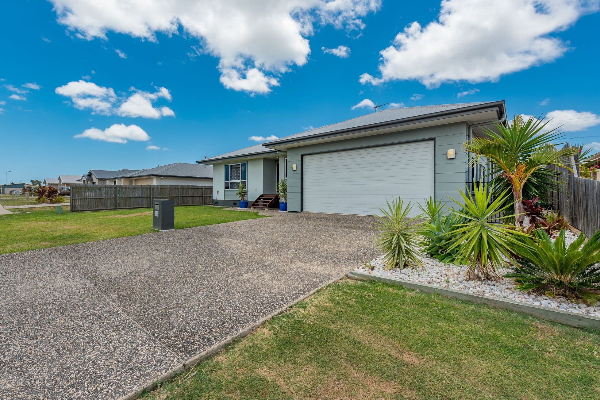 8 Foster Drive, Bundaberg North QLD 4670, Bundaberg North - Thumbnail 2