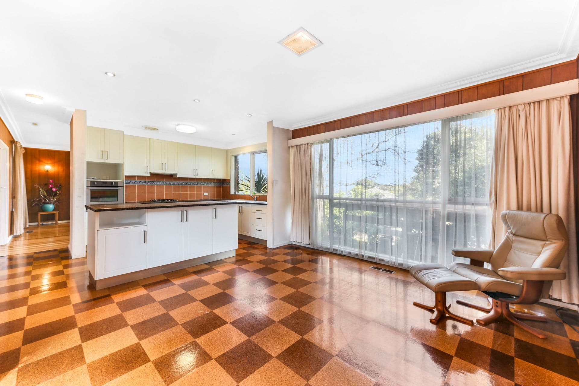 2 Roland Street, Mount Waverley VIC 3149, Mount Waverley - Thumbnail 7