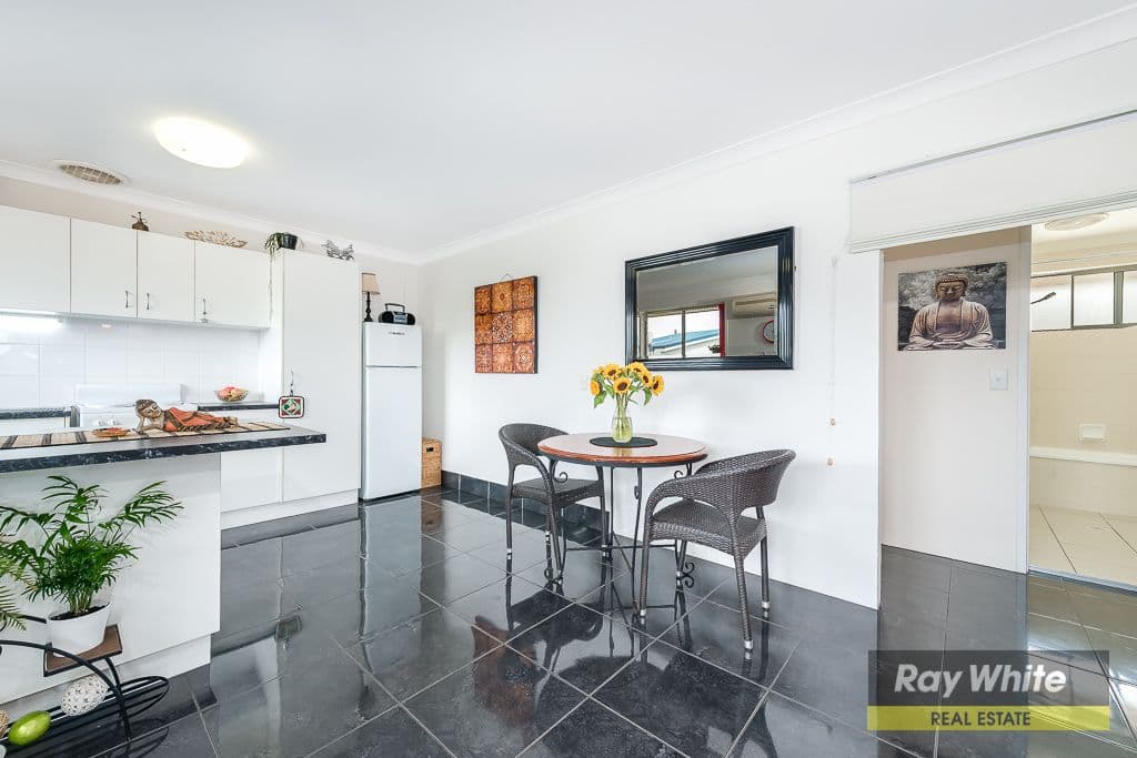 24 Madang Crescent, Runaway Bay QLD 4216, Runaway Bay - Thumbnail 5