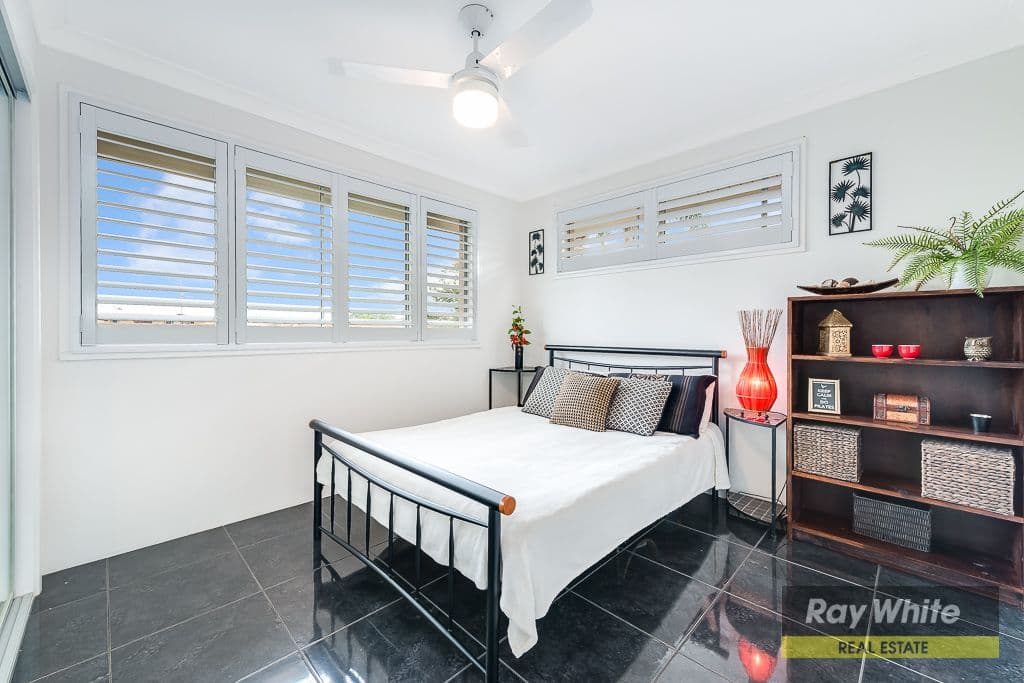 24 Madang Crescent, Runaway Bay QLD 4216, Runaway Bay - Thumbnail 7