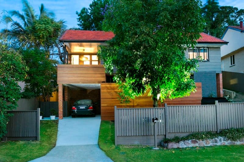 147 Arnold Street, HOLLAND PARK QLD 4121, Holland Park - Image 1