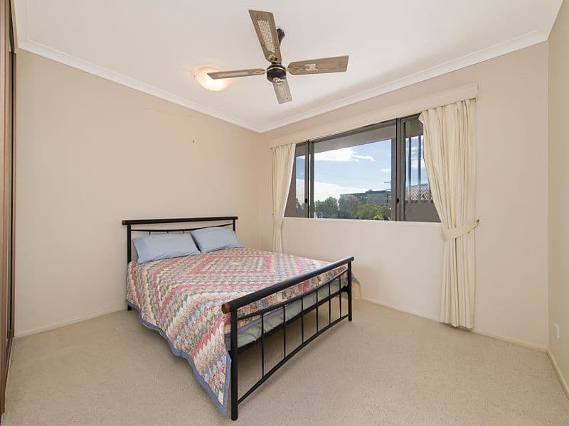 338 Cavendish Road, COORPAROO QLD 4151, Coorparoo - Thumbnail 4