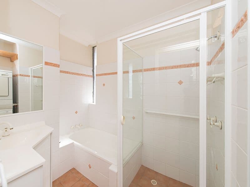338 Cavendish Road, COORPAROO QLD 4151, Coorparoo - Thumbnail 7