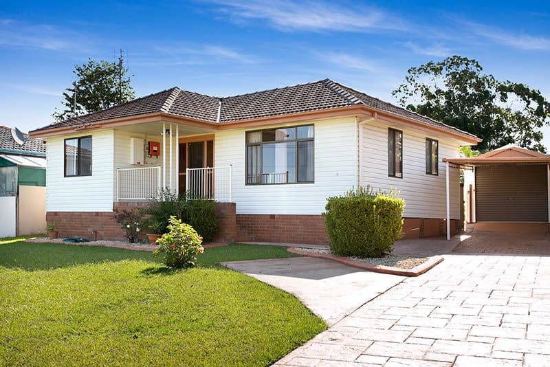 18 Messenger Road, Barrack Heights - Image 1