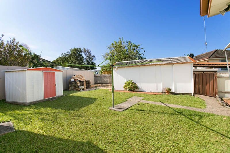 18 Messenger Road, Barrack Heights - Thumbnail 3