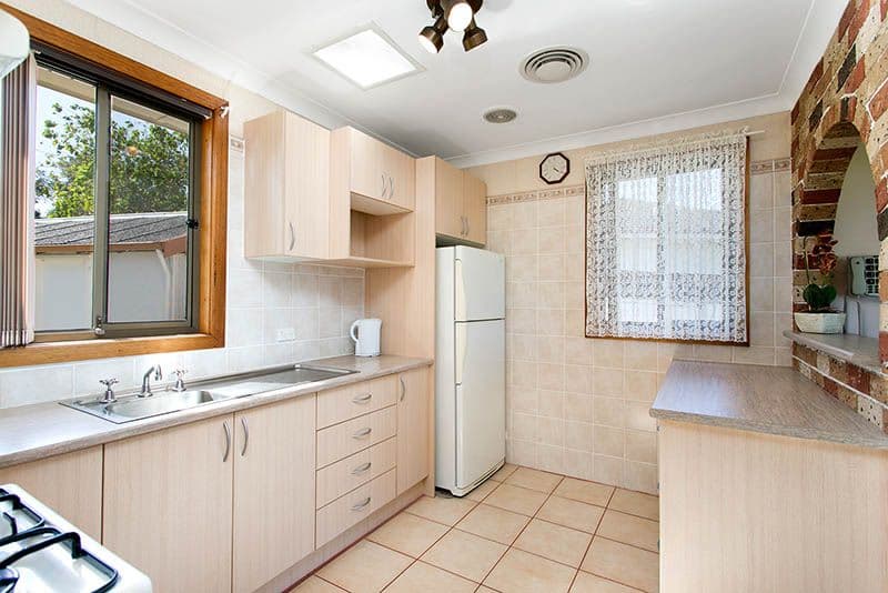 18 Messenger Road, Barrack Heights - Thumbnail 4
