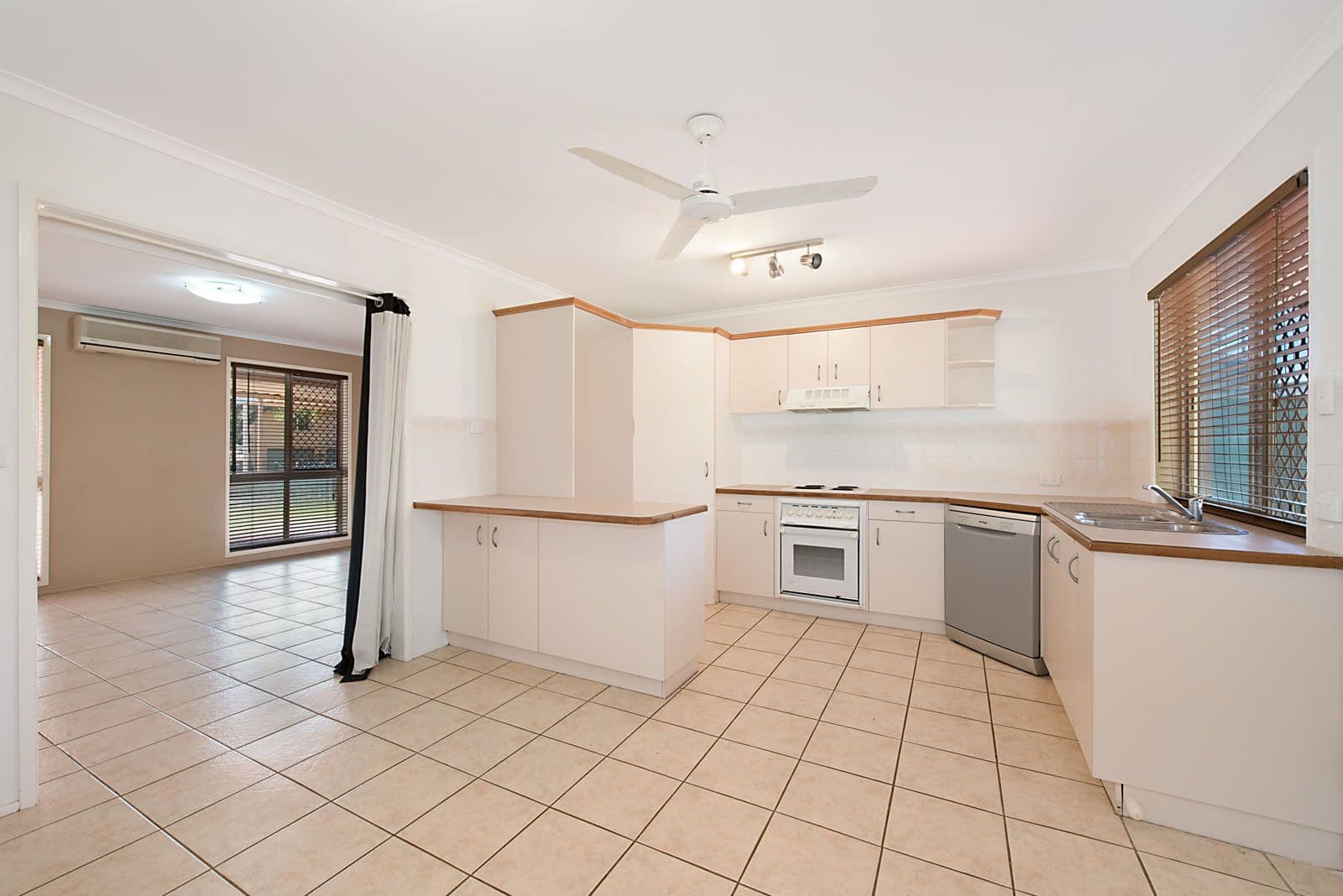 7 Holloway Street, Birkdale QLD 4159, Birkdale - Thumbnail 5