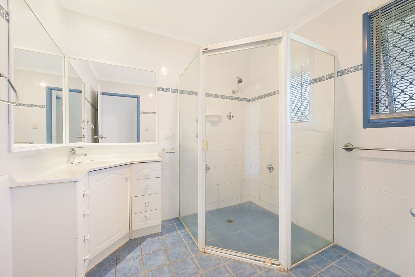 7 Holloway Street, Birkdale QLD 4159, Birkdale - Thumbnail 7