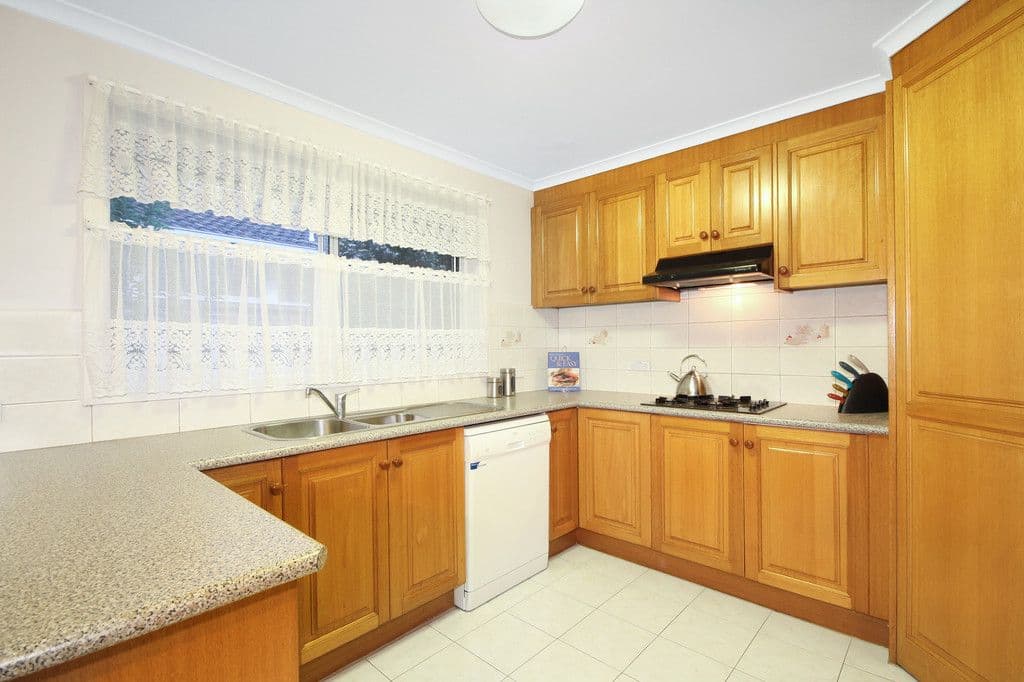 21 Fairhills Parade, GLEN WAVERLEY VIC 3150, Glen Waverley - Thumbnail 4