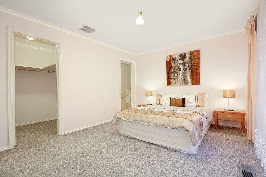 21 Fairhills Parade, GLEN WAVERLEY VIC 3150, Glen Waverley - Thumbnail 5
