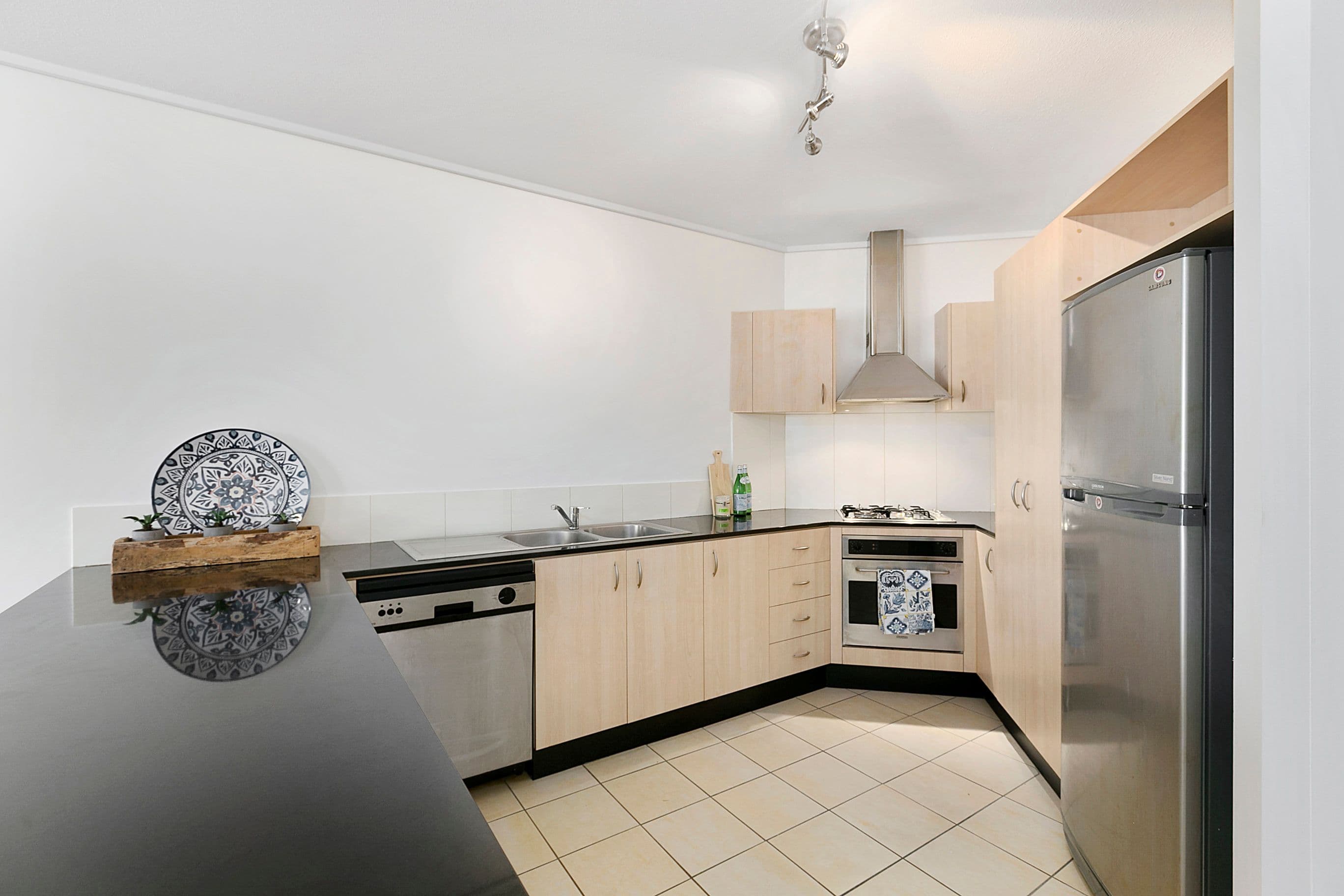 7 Land Street, Toowong QLD 4066, Toowong - Thumbnail 2