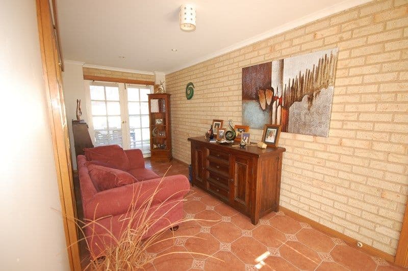 6a Dussin Street, GRIFFITH NSW 2680, Griffith - Thumbnail 5