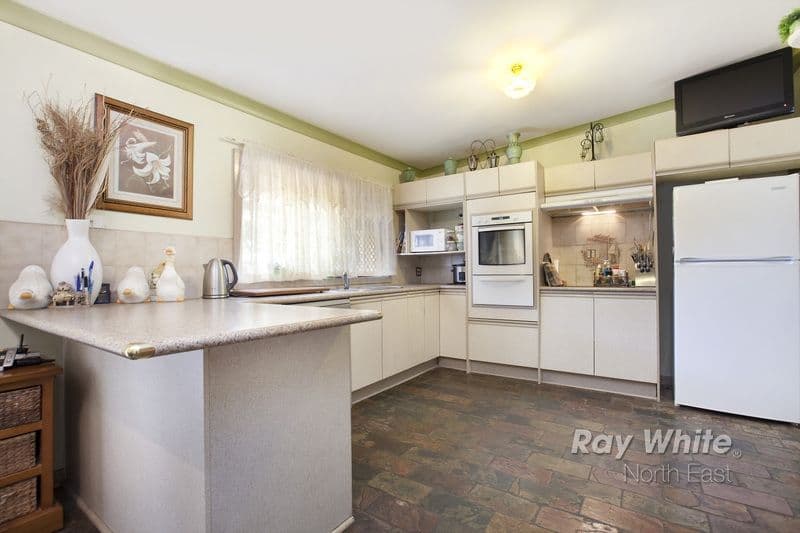 12 Glen Avon Terrace, Ridgehaven SA 5097, Ridgehaven - Thumbnail 5