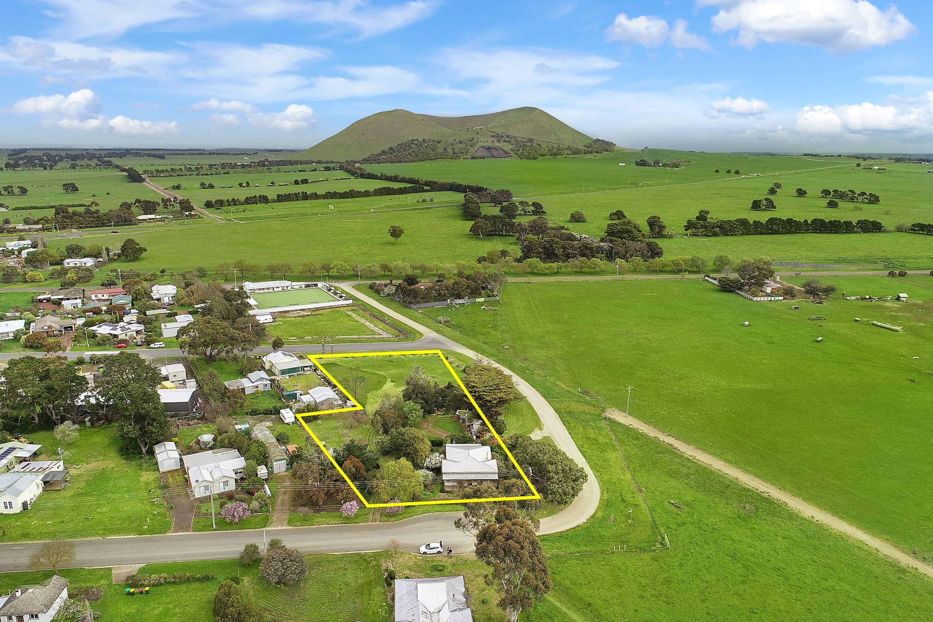 39 Lloyd Street, Derrinallum VIC 3325, Derrinallum - Image 1