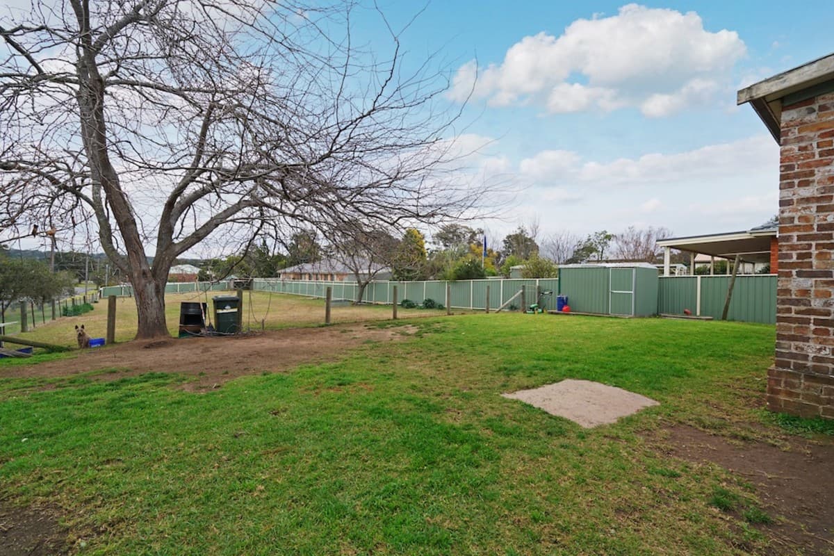59 Westbourne Avenue, THIRLMERE, Thirlmere - Thumbnail 2