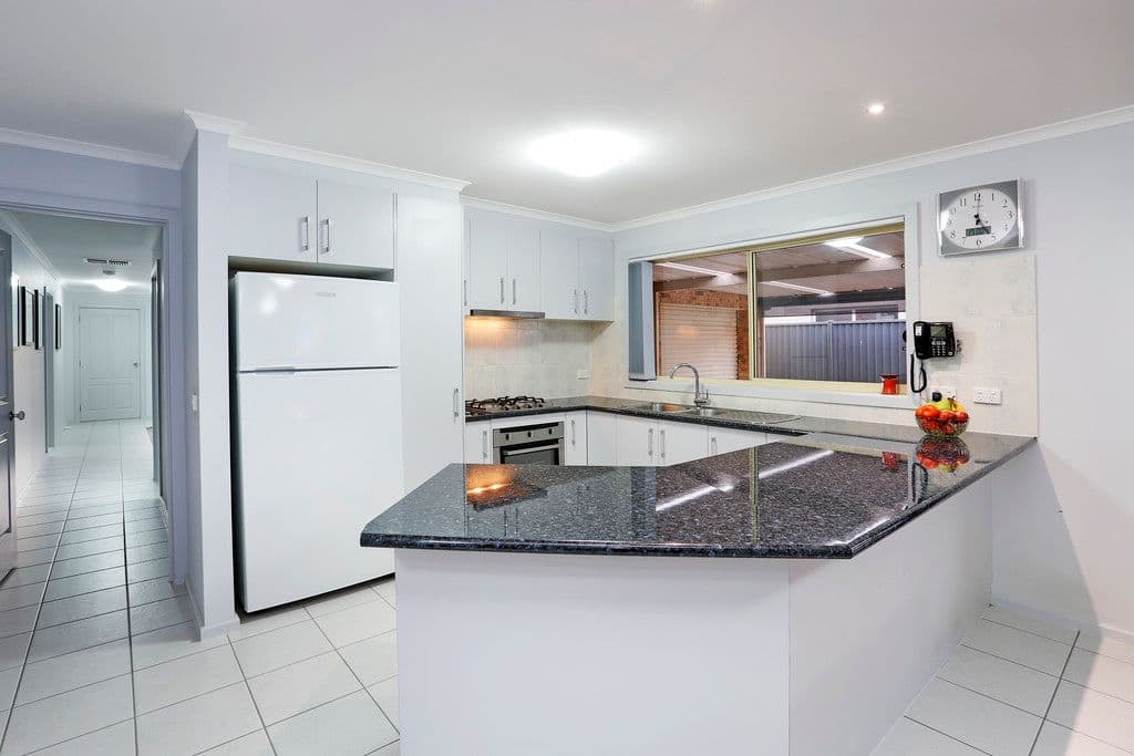 14 Springwater Drive, Lara VIC 3212, Lara - Thumbnail 2