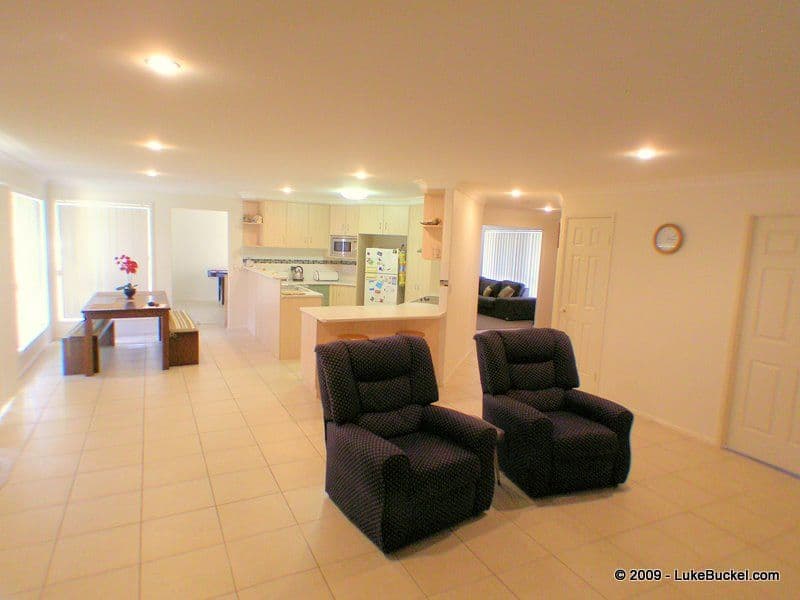 185 Edwards Street, FLINDERS VIEW QLD 4305, Flinders View - Thumbnail 2