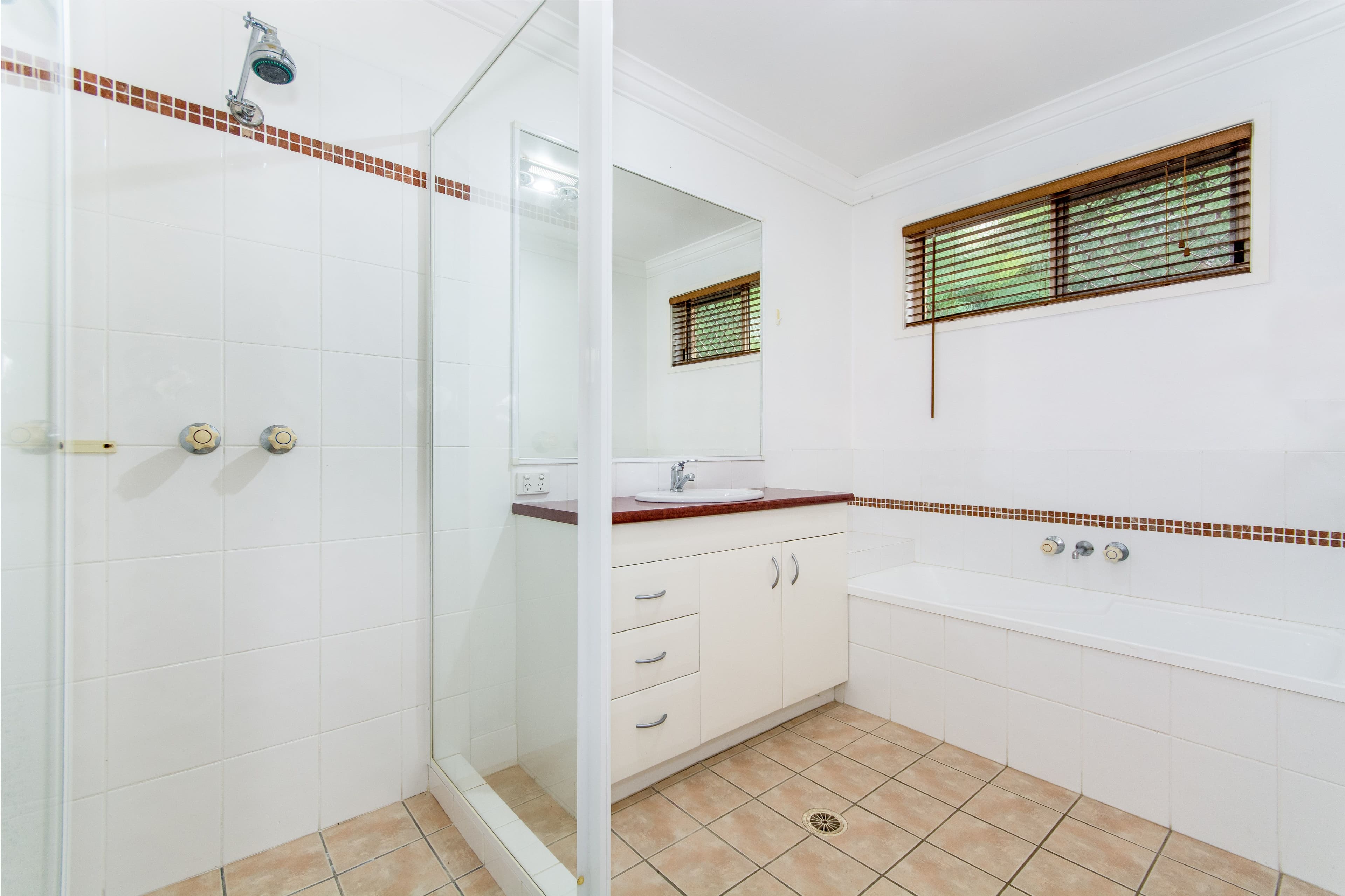 15 Daramalan Street, Boondall QLD 4034, Boondall - Thumbnail 8