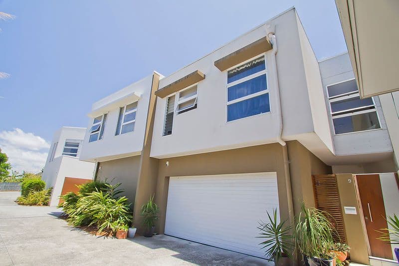 11 Cezaire Avenue, VARSITY LAKES QLD 4227, Varsity Lakes - Thumbnail 3