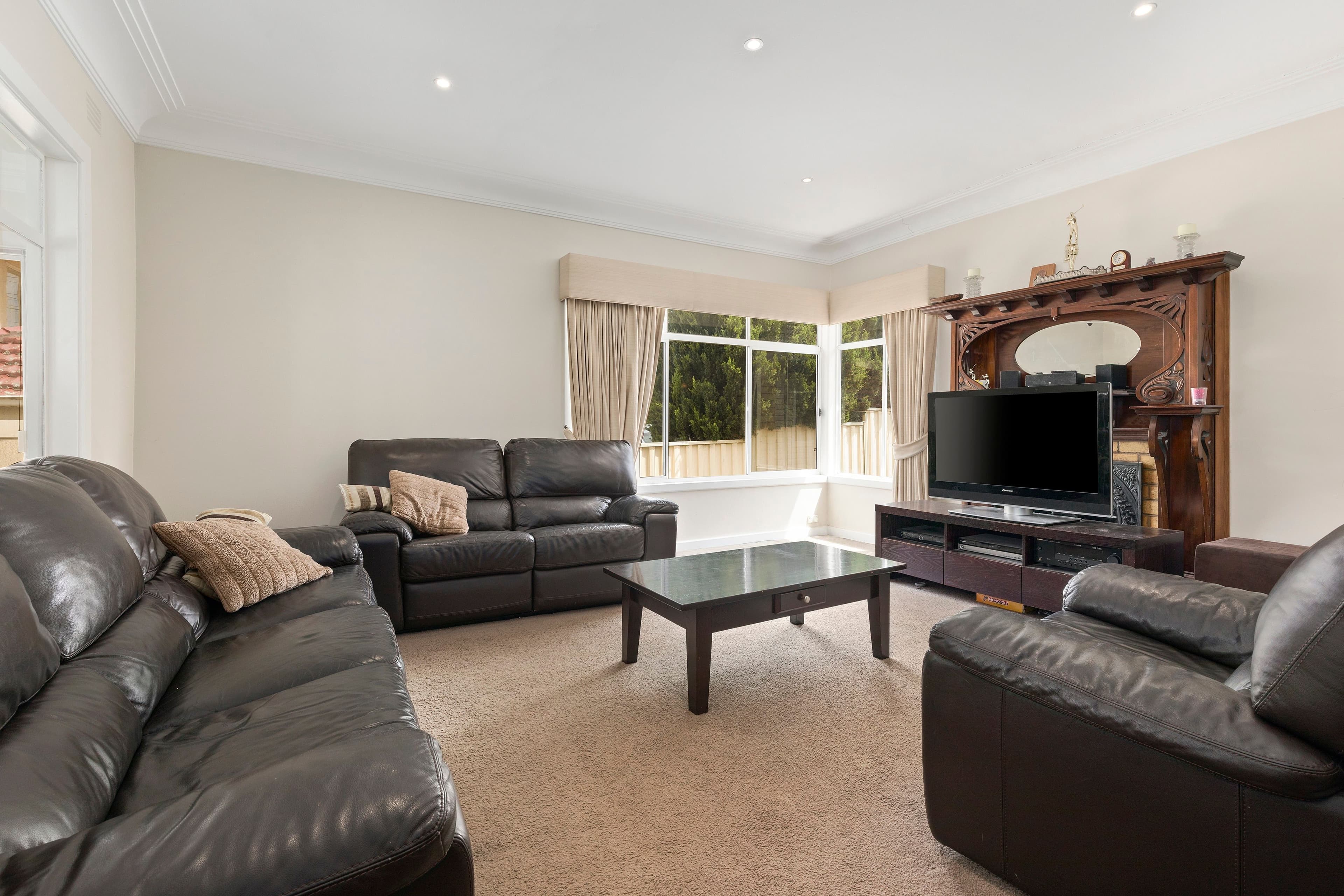 66 Thompsons Road, Bulleen VIC 3105, Bulleen - Thumbnail 2