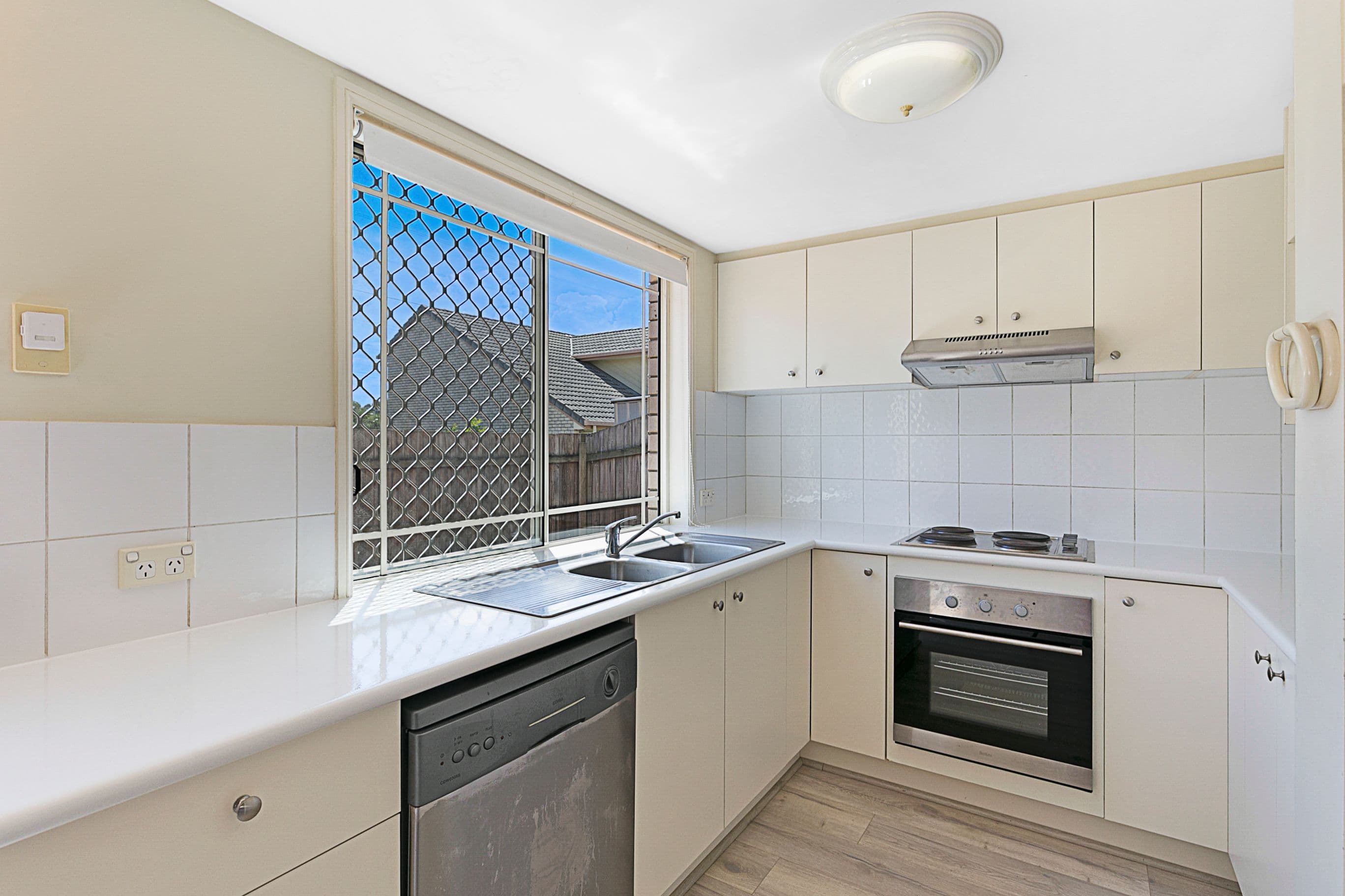 21 Stanton Road, Tingalpa QLD 4173, Tingalpa - Thumbnail 3