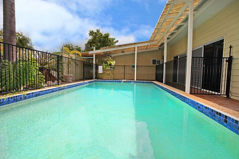 32 Oloway Crescent, ALEXANDRA HEADLAND QLD 4572, Alexandra Headland - Thumbnail 2