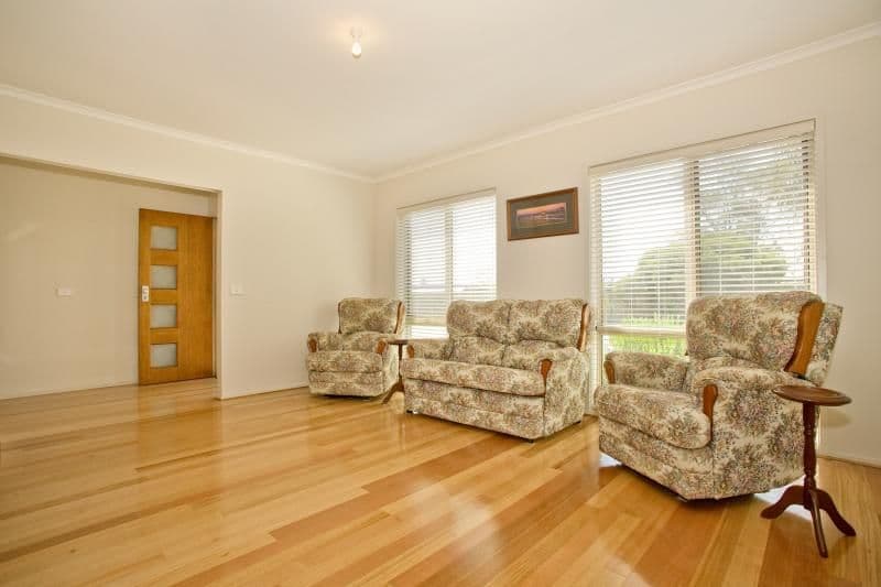 36 Cosgrove Street, BREAKWATER VIC 3219, Breakwater - Thumbnail 2