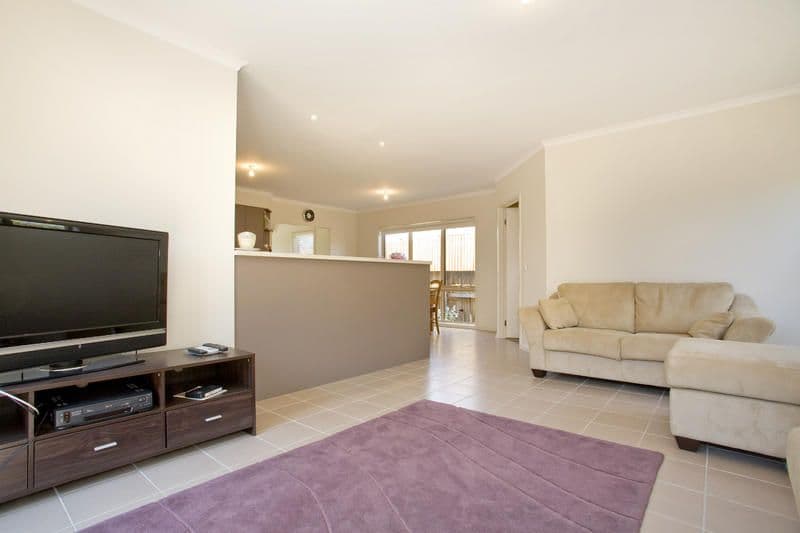 36 Cosgrove Street, BREAKWATER VIC 3219, Breakwater - Thumbnail 5