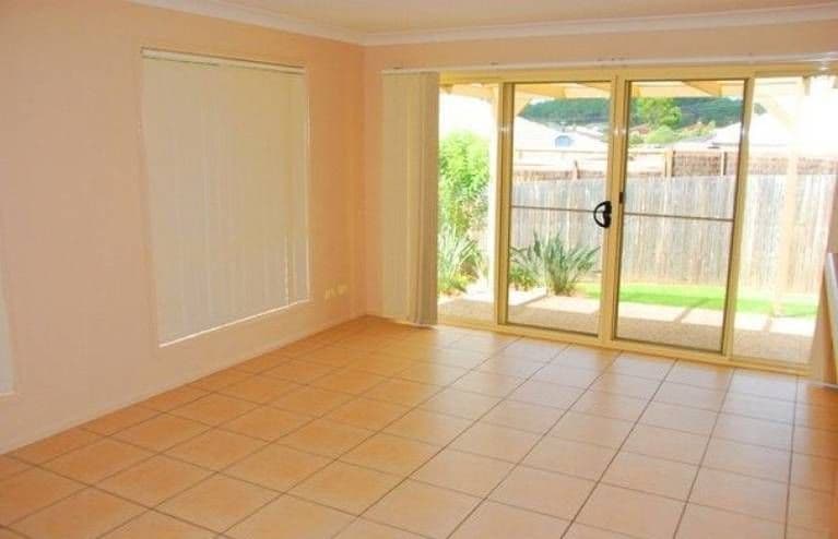 14 Billinghurst Crescent, Upper Coomera QLD 4209, Upper Coomera - Thumbnail 2