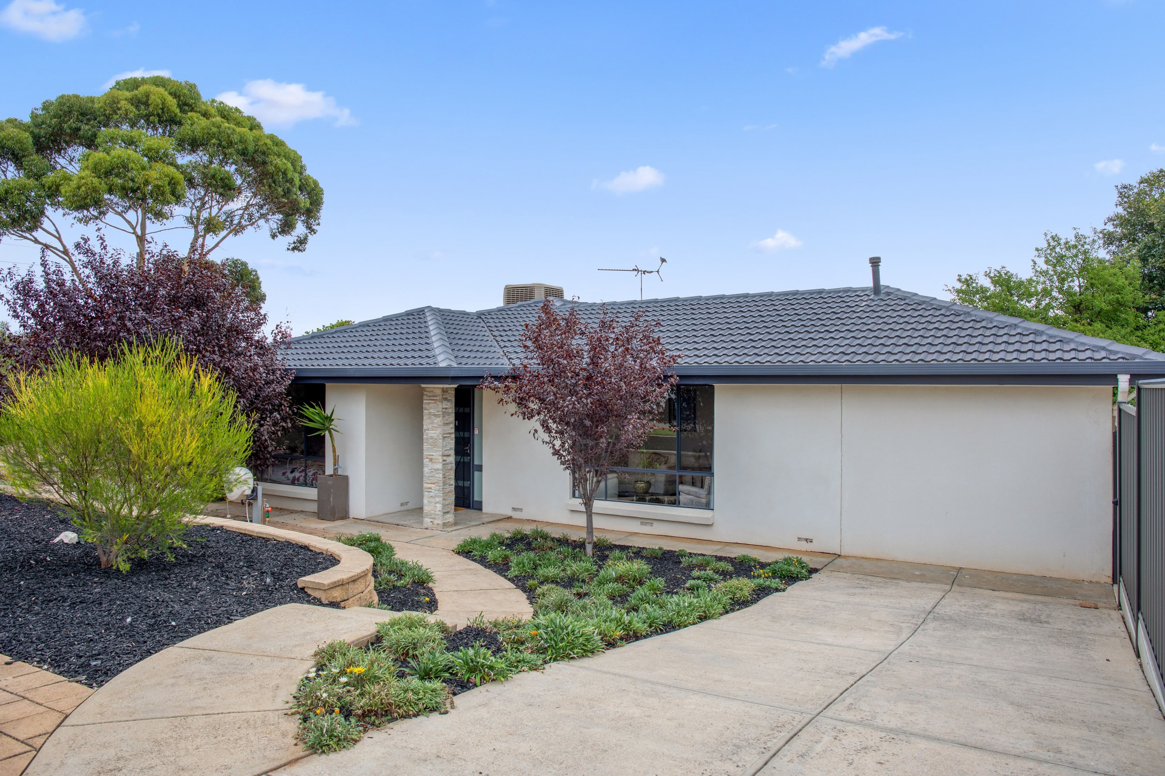 8 Kareda Court, Hillbank SA 5112, Hillbank - Thumbnail 2