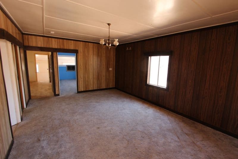 74 Cobb Street, Charleville QLD 4470, Charleville - Thumbnail 3